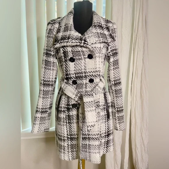 Iz Byer Black and White Trench Coat - Picture 1 of 12